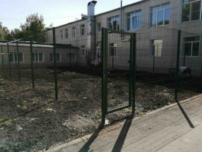 3D заборы для школы 15 метров фото в Быково