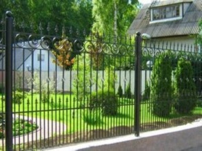 Кованые заборы на ленточном фундаменте 80 метров фото в Быково